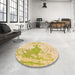 Round Patterned Sun Yellow Rug in a Office, pat21org