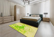 Patterned Green Yellow Green Rug in a Bedroom, pat21yw