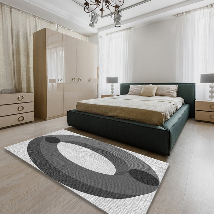 Round Machine Washable Transitional Silver Gray Rug in a Office, wshpat2111gry