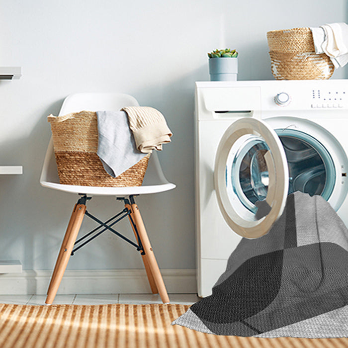 Machine Washable Transitional Platinum Silver Gray Rug in a Washing Machine, wshpat2112gry