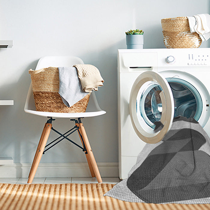 Machine Washable Transitional Silver Gray Rug in a Washing Machine, wshpat2114gry