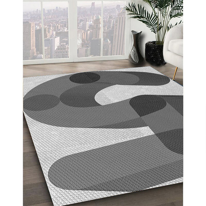 Machine Washable Transitional Cloud Gray Rug in a Family Room, wshpat2116gry