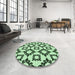 Round Patterned Medium Forest Green Rug in a Office, pat212grn