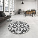 Round Patterned Platinum Gray Rug in a Office, pat212gry