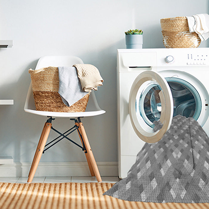 Machine Washable Transitional Cloud Gray Rug in a Washing Machine, wshpat2128gry