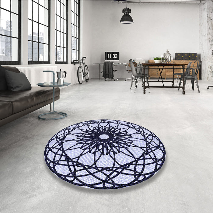 Round Patterned Blue Rug in a Office, pat2137blu