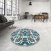 Round Patterned Black Rug in a Office, pat2145lblu