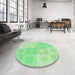 Round Patterned Green Rug in a Office, pat2168grn