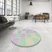 Round Machine Washable Transitional Dark Gray Rug in a Office, wshpat2169