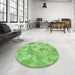 Round Patterned Emerald Green Rug in a Office, pat2171grn