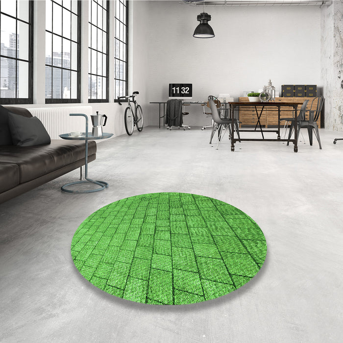 Round Patterned Green Rug in a Office, pat2175grn