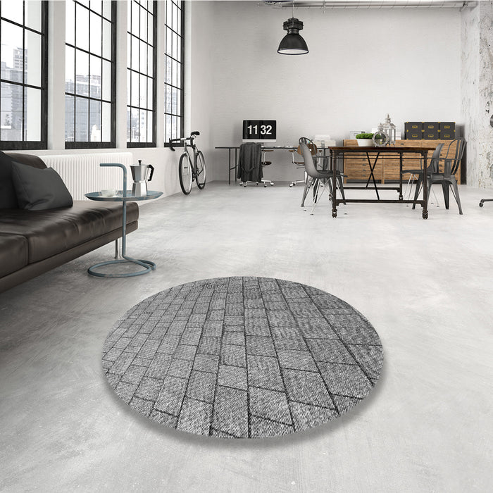 Round Patterned Ash Gray Rug in a Office, pat2175gry