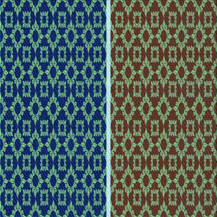 Round Patterned Plum Purple Rug, pat218lblu