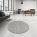 Round Machine Washable Transitional Grey Gray Rug in a Office, wshpat2186