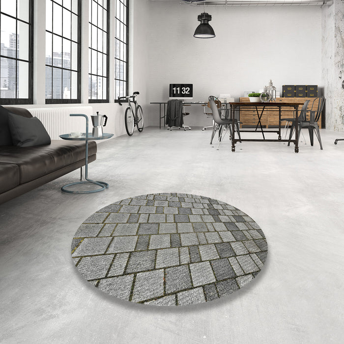 Round Patterned Gray Novelty Rug in a Office, pat2193