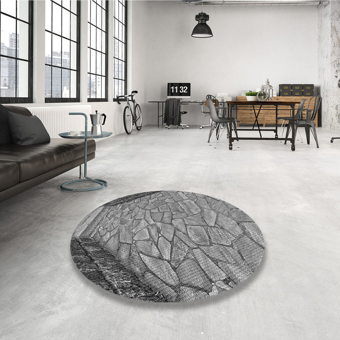 Round Patterned Gray Rug in a Office, pat2201gry