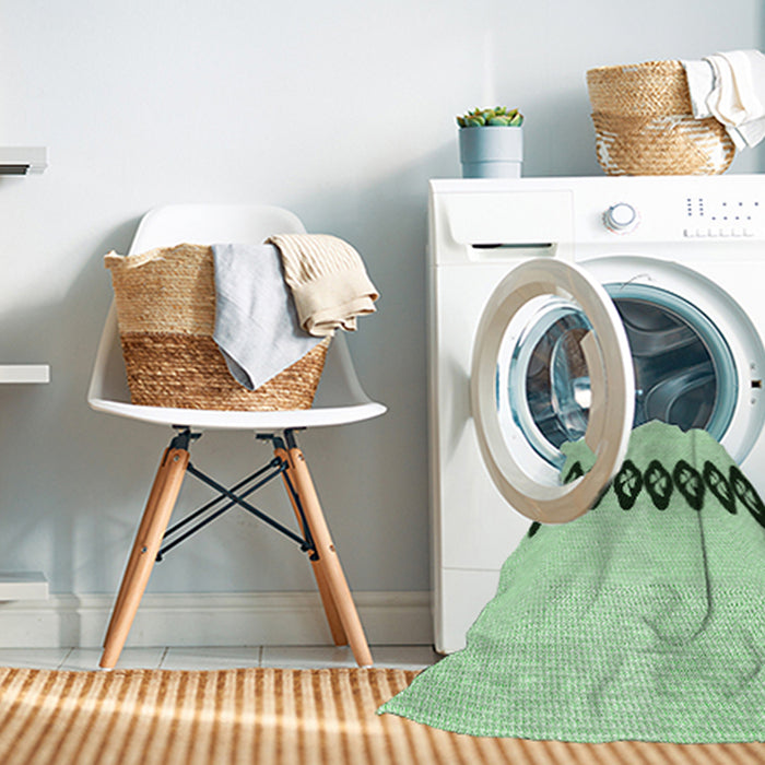 Machine Washable Transitional Mint Green Rug in a Washing Machine, wshpat2211grn