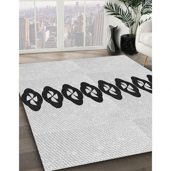 Patterned Off-White Novelty Rug in Family Room, pat2211