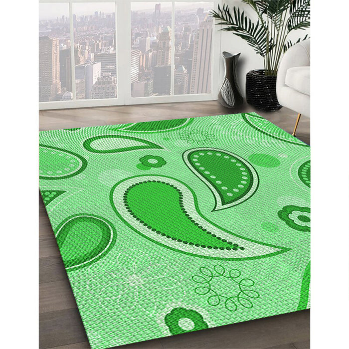 Machine Washable Transitional Green Rug in a Family Room, wshpat2221grn