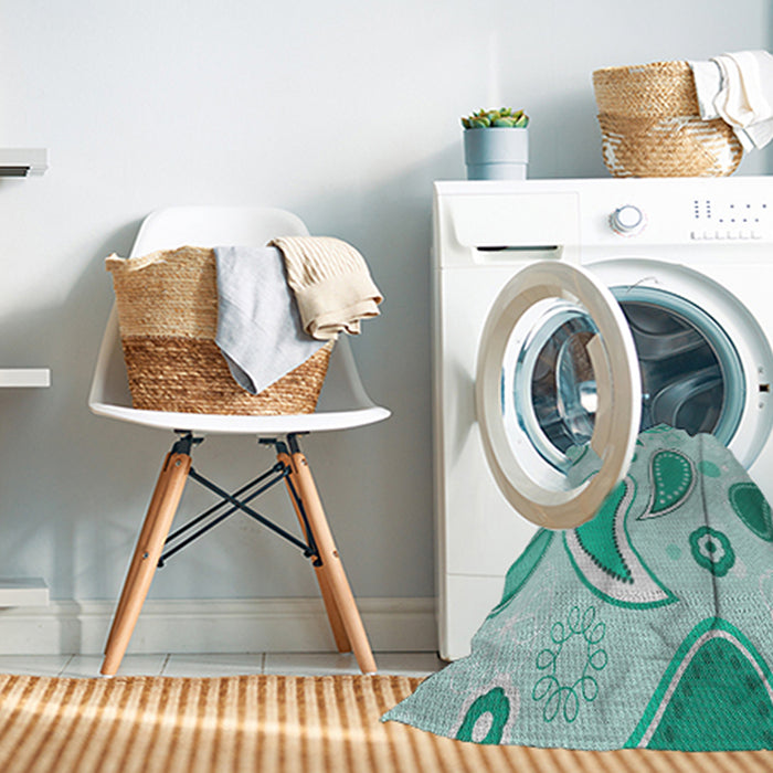 Machine Washable Transitional Mint Green Rug in a Washing Machine, wshpat2221