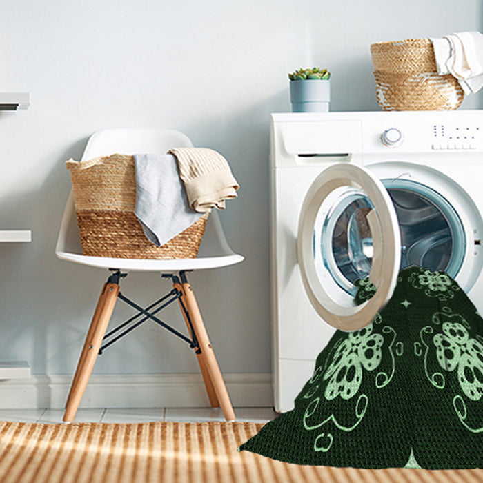 Machine Washable Transitional Green Rug in a Washing Machine, wshpat2222grn