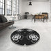 Round Patterned Black Rug in a Office, pat2222gry