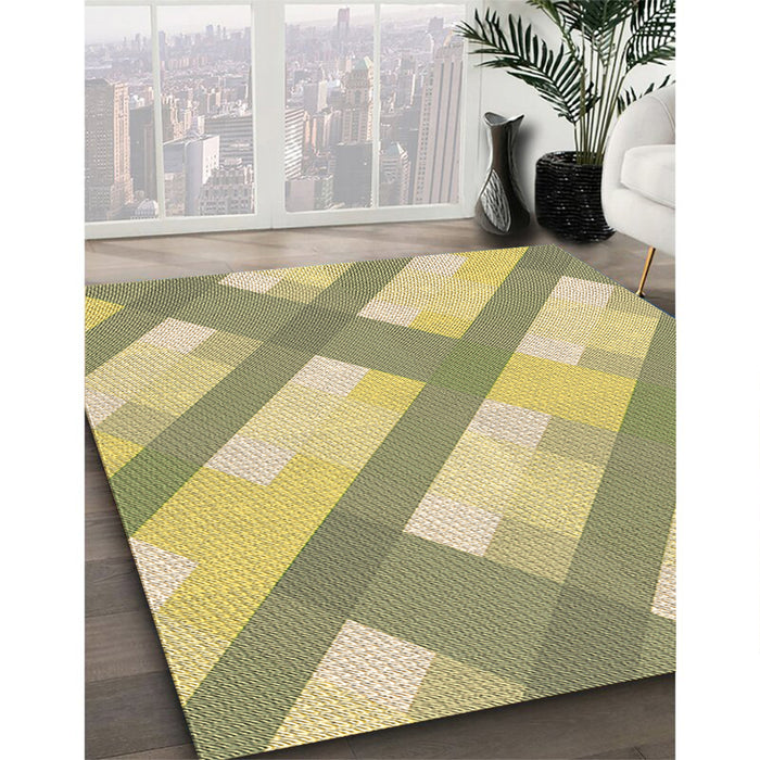 Machine Washable Transitional Brass Green Rug in a Family Room, wshpat223brn