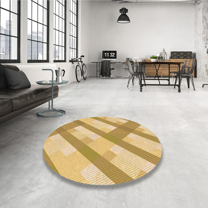 Round Patterned Cinnamon Brown Rug in a Office, pat223org