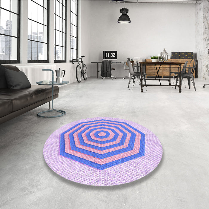 Round Patterned Purple Rug in a Office, pat224pur