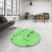 Round Patterned Emerald Green Rug in a Office, pat2240grn