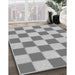 Patterned Platinum Gray Rug in Family Room, pat225gry