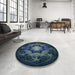 Round Patterned Black Rug in a Office, pat2255lblu