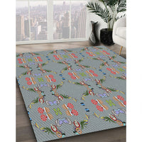 Patterned Carbon Gray Novelty Rug, pat2256