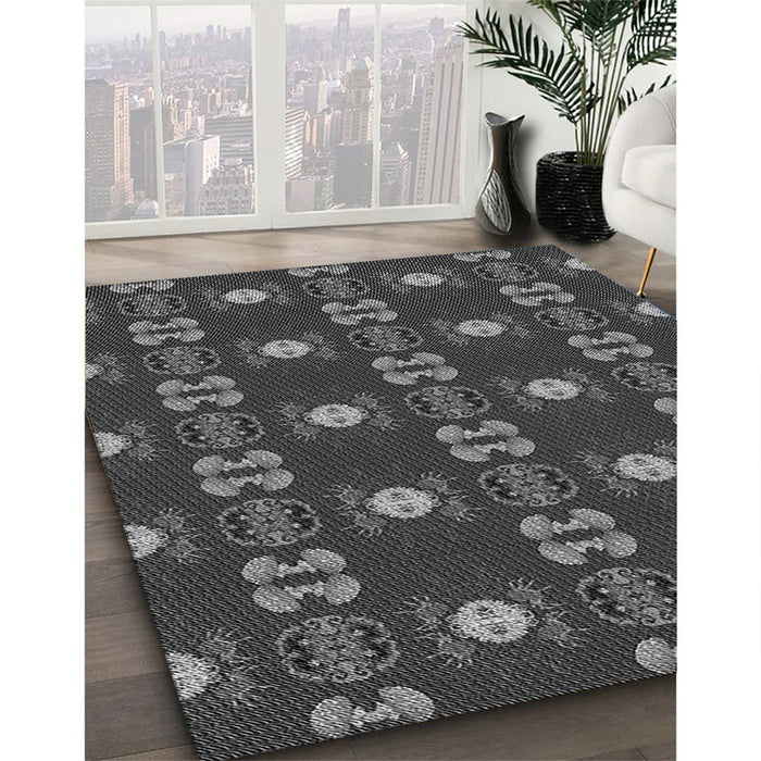 Patterned Silver Gray Rug in Family Room, pat2257gry