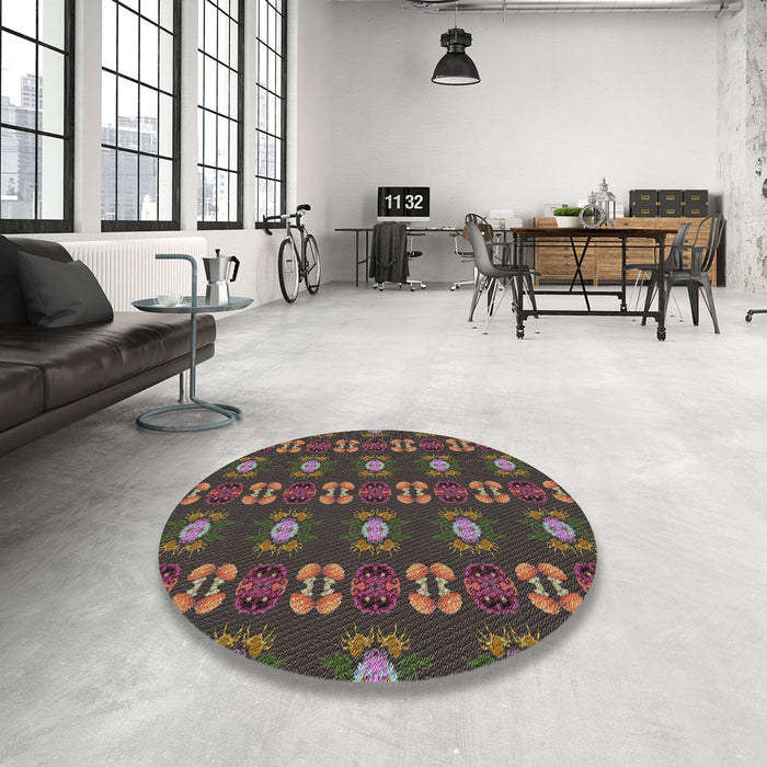 Round Patterned Dark Almond Brown Novelty Rug in a Office, pat2257