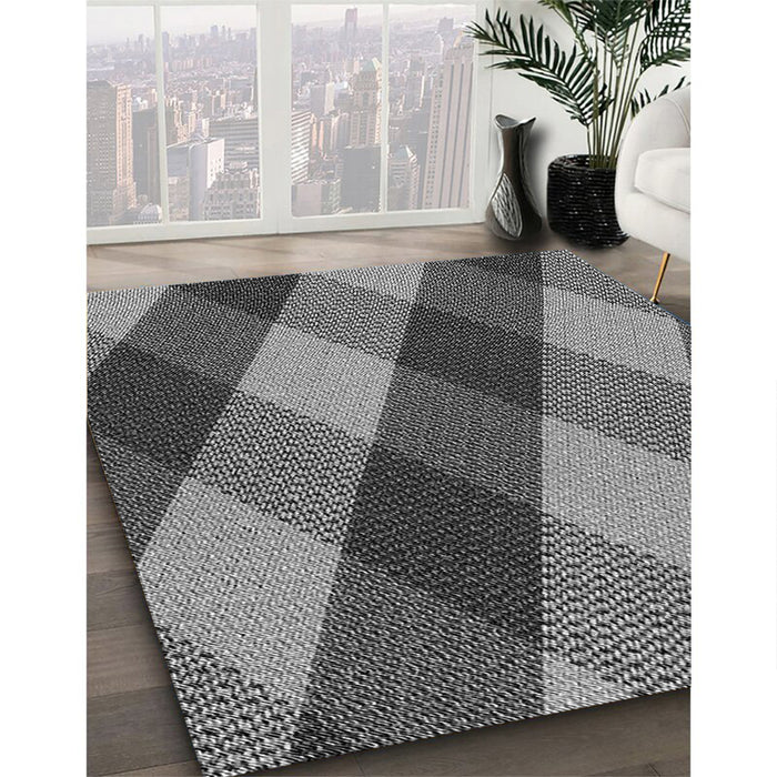 Patterned Dark Gray Rug in Family Room, pat2260gry
