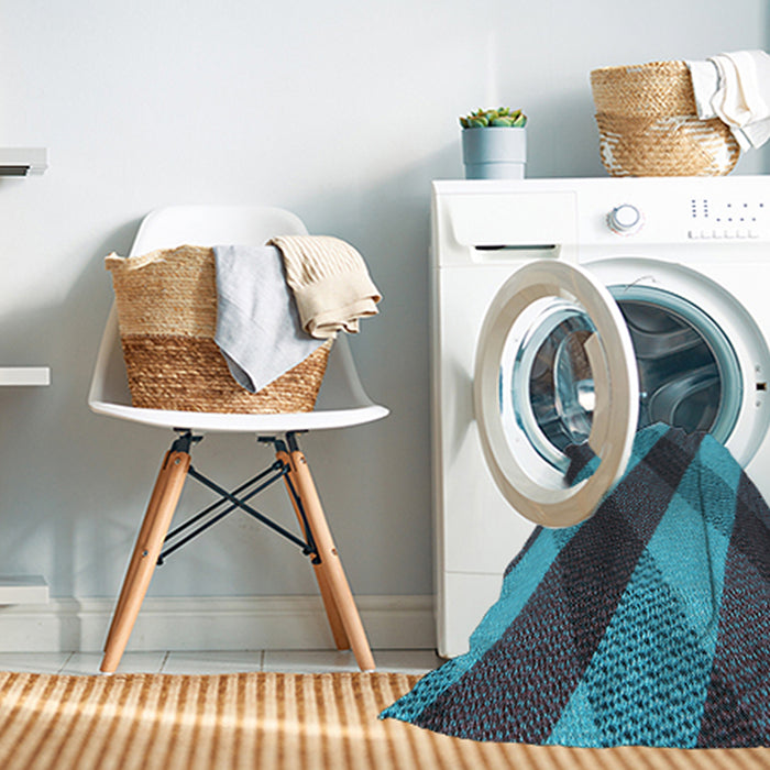 Machine Washable Transitional Bright Turquoise Blue Rug in a Washing Machine, wshpat2260lblu