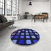 Round Patterned Night Blue Rug in a Office, pat2262blu