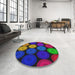 Round Machine Washable Transitional Gray Rug in a Office, wshpat2263