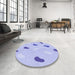 Round Patterned Blue Rug in a Office, pat2267blu