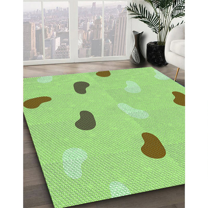 Machine Washable Transitional Green Yellow Green Rug in a Family Room, wshpat2267grn