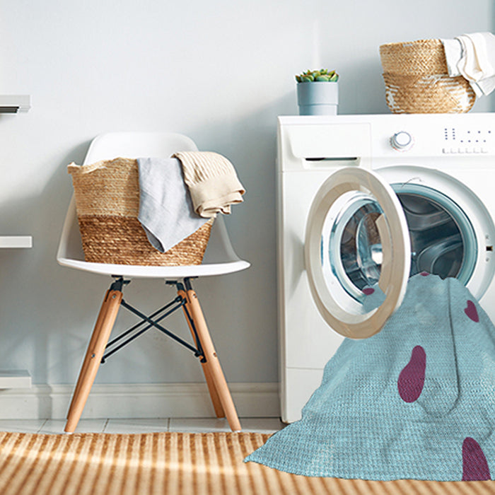 Machine Washable Transitional Iceberg Blue Rug in a Washing Machine, wshpat2267lblu