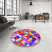 Round Patterned Violet Red Pink Modern Rug in a Office, pat2273