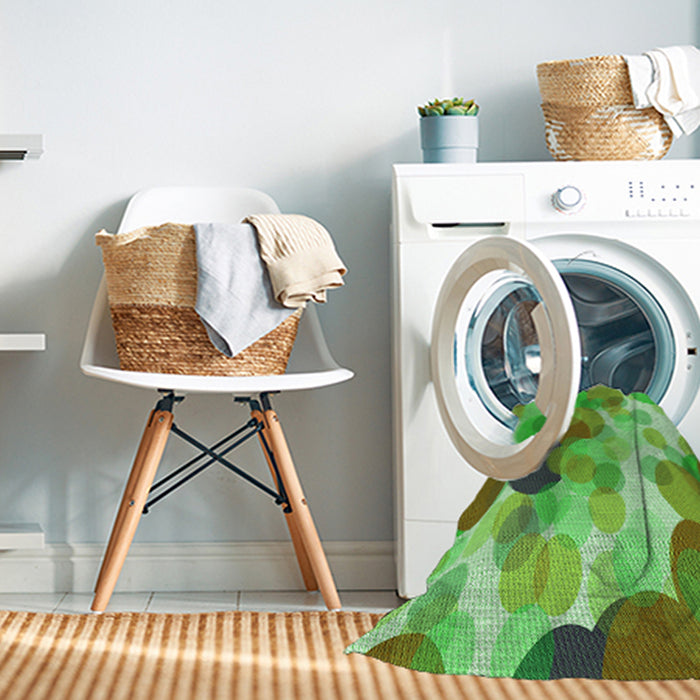 Machine Washable Transitional Emerald Green Rug in a Washing Machine, wshpat2277grn