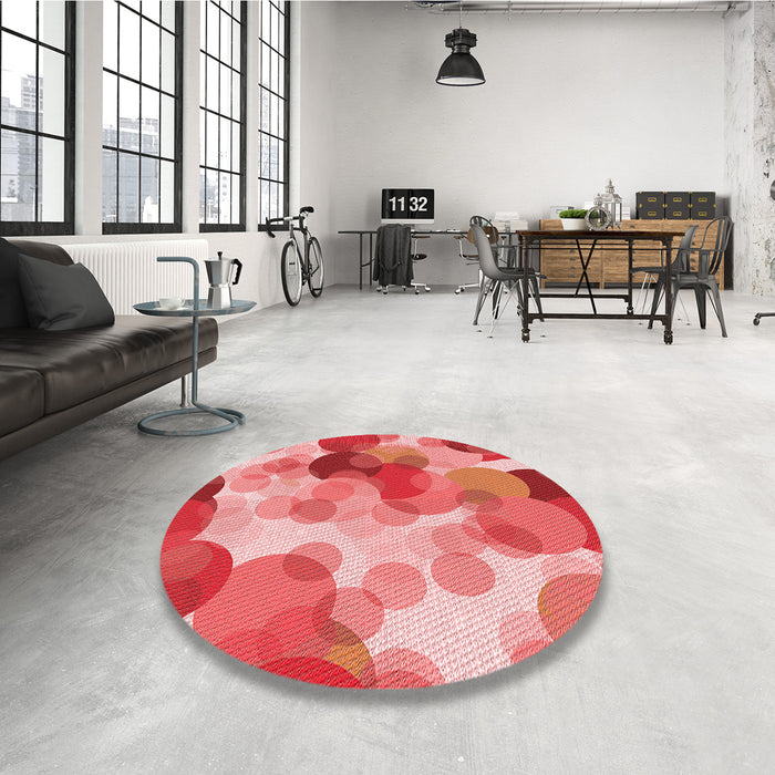 Round Patterned Red Rug in a Office, pat2277rd