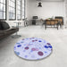 Round Patterned Blue Rug in a Office, pat2278blu