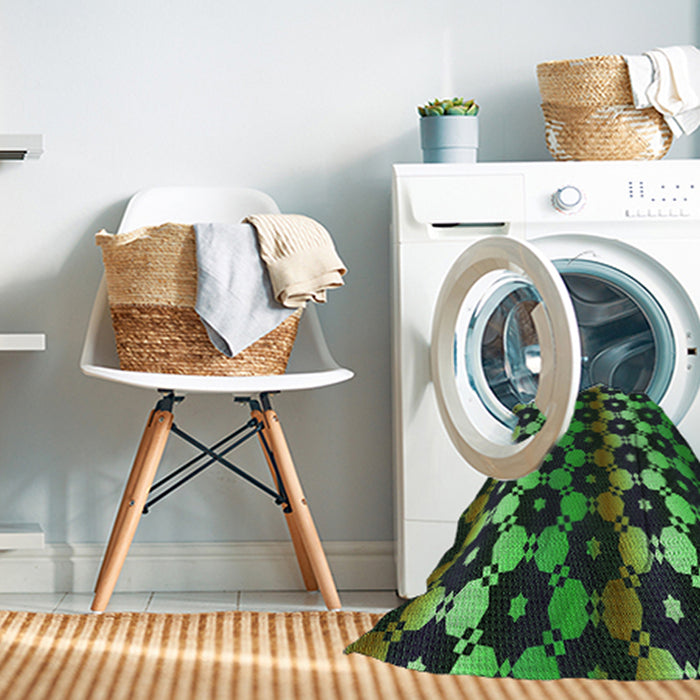 Machine Washable Transitional Charcoal Black Rug in a Washing Machine, wshpat2280grn