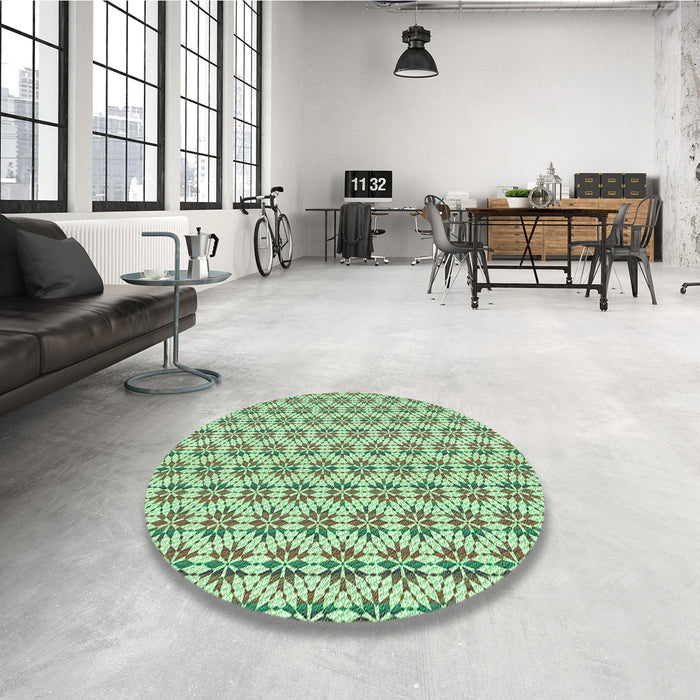 Round Patterned Fern Green Rug in a Office, pat2281grn