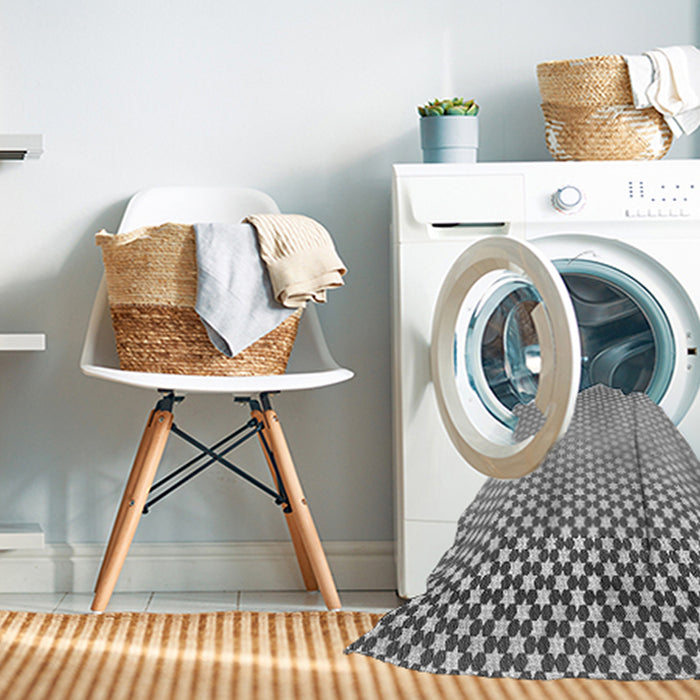 Machine Washable Transitional Smokey Gray Rug in a Washing Machine, wshpat2284gry