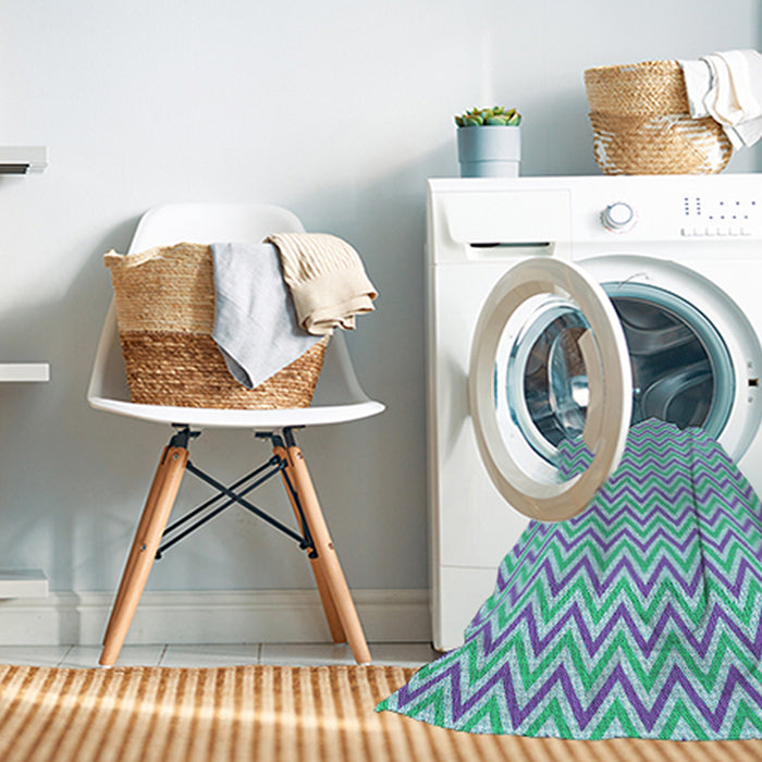 Machine Washable Transitional Light Purple Blue Rug in a Washing Machine, wshpat23lblu